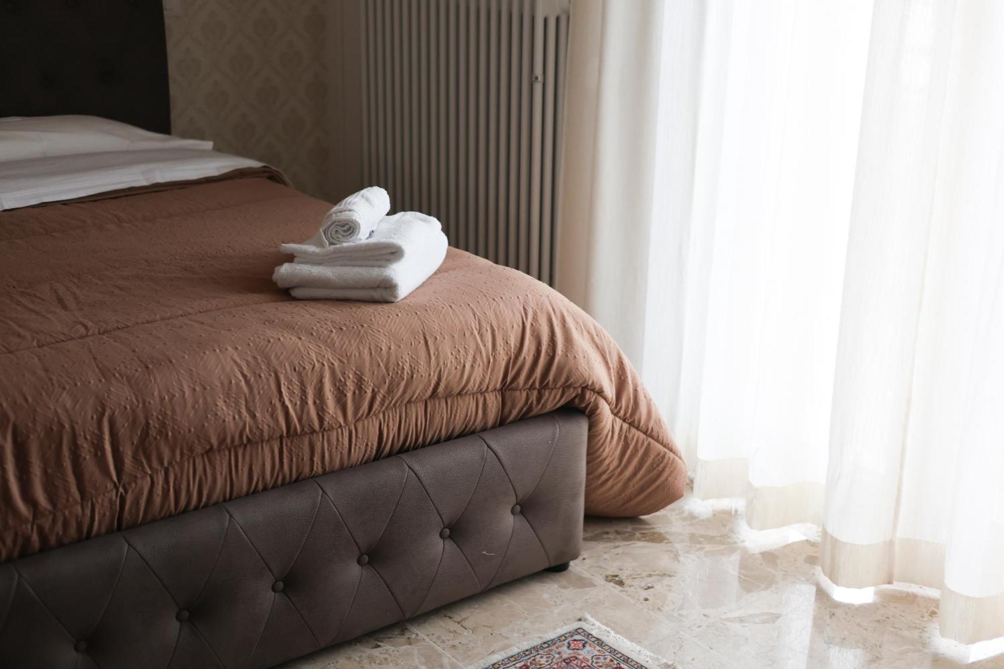 Blancohouse - Berto Luxury Rimini Centro Storico Apartment Екстериор снимка